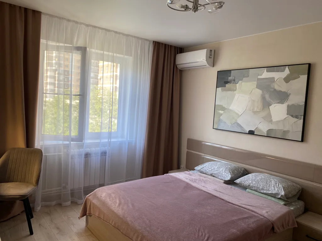 Городской пляж, пляж «Русское море», набережная, парк Фрунзе.