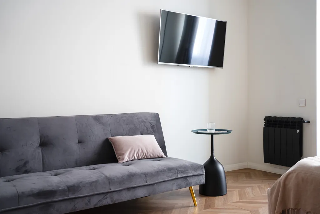 Роскошная студия Золотая с качелью и ванной