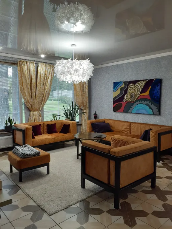 Дом под соснами