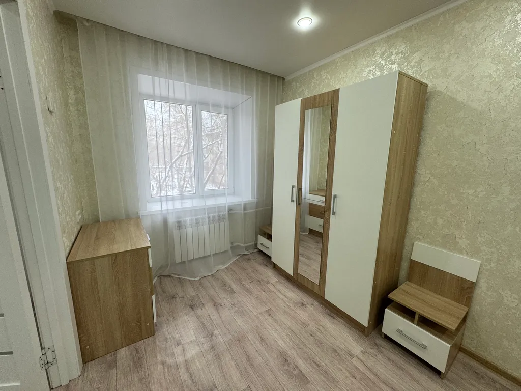 Двухкомнатная со свежим евроремонтом