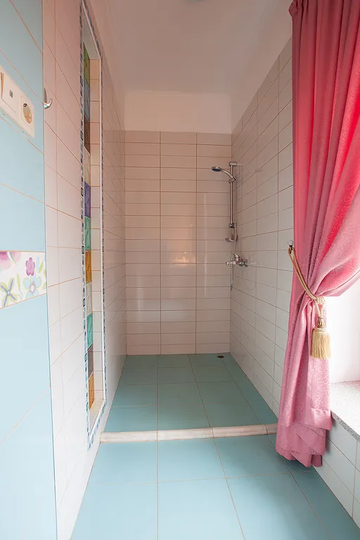 Гостевой Дом с прудом и огромной зеленой территорией