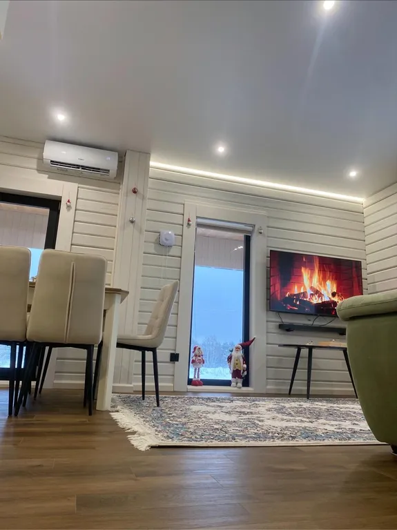 Коттедж Дом с видом на озеро и фруктовый сад — Луга