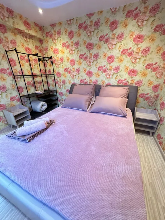 Хорошая трёхкомнатная квартира — аренда посуточно в Ачинск