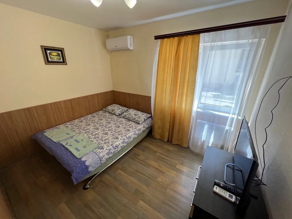 Двухкомнатный домик на первой линии от моря в Евпатории