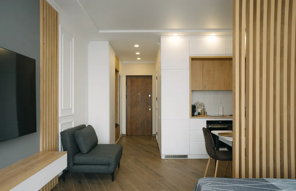 Уютная студия с видом на море, стадион и аллею Героев