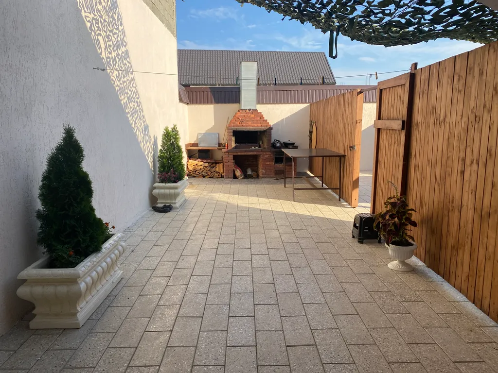 Дом у моря Маяк