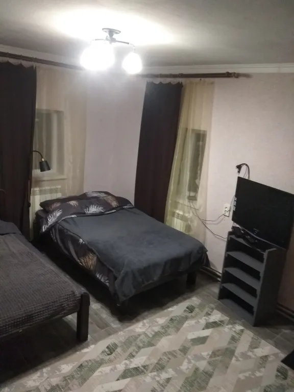 Коттедж Целый этаж в частном доме со своим садом и парковкой — Ялта