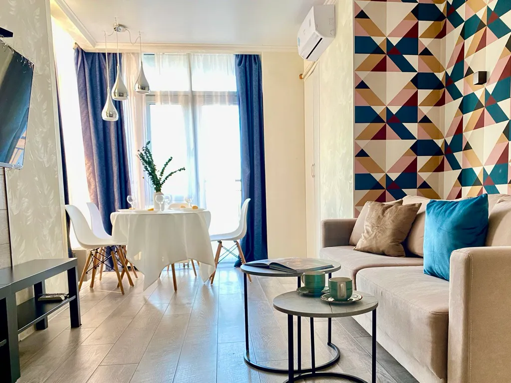 Евро 2-ка с панорамным балконом на р. Волга в элитном ЖК