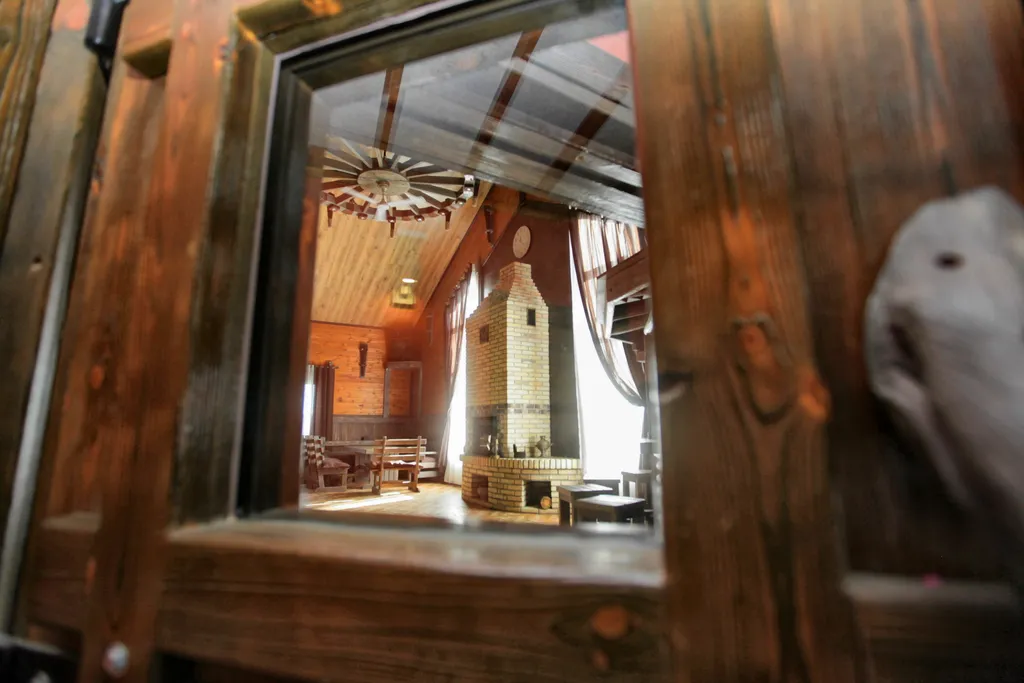 Дом с камином