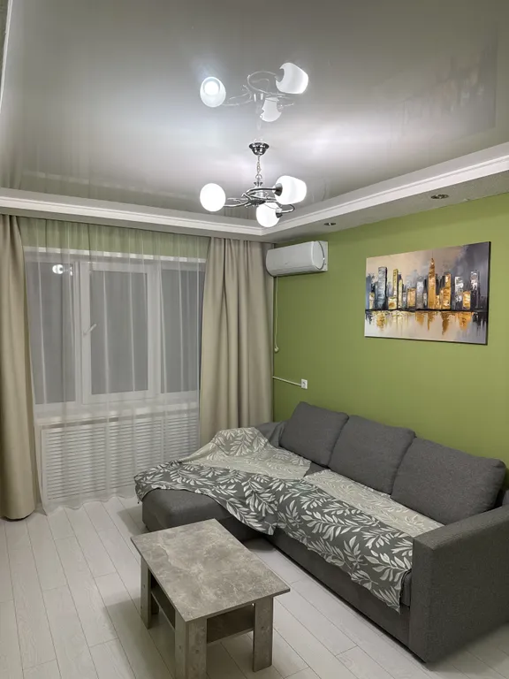 Квартира Уютная 2-х комнатная квартира со всем необходимым — Отрадный