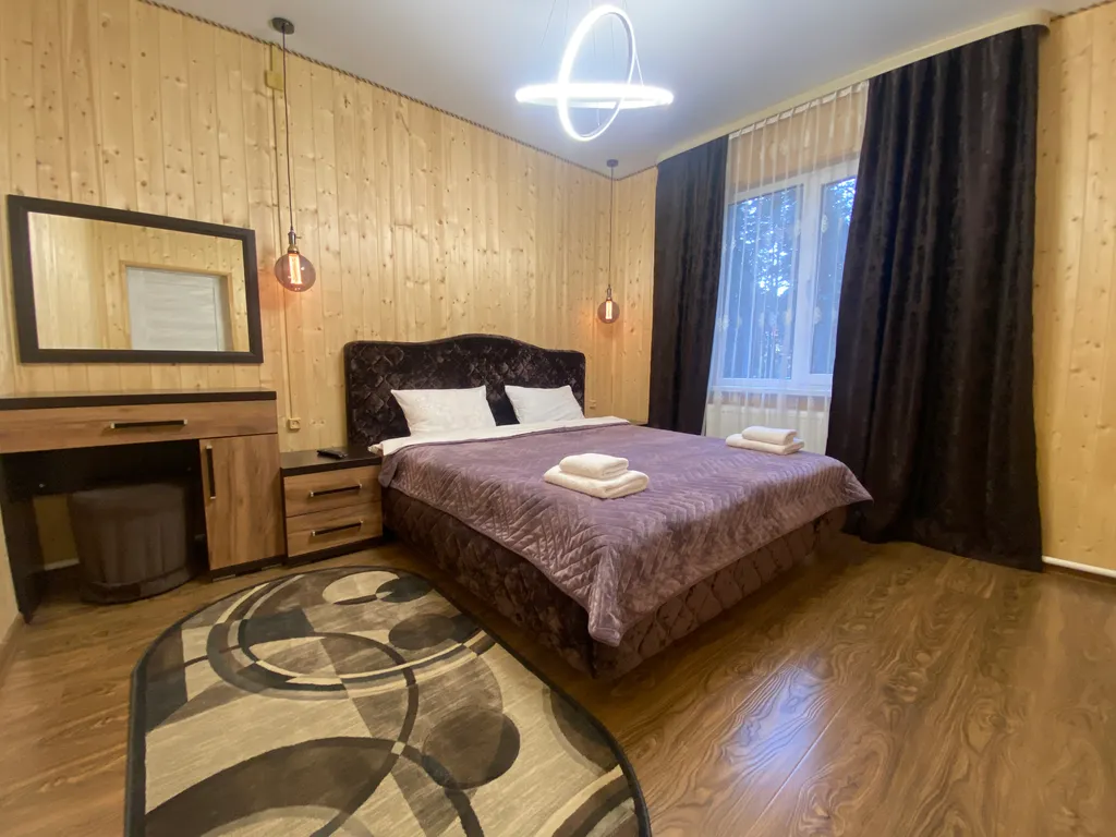 6-комнатный Дом