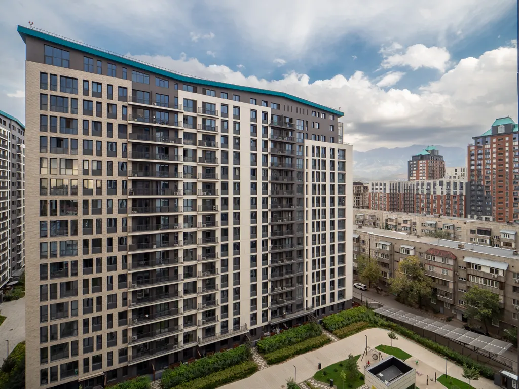 Квартира просторная с балконами, рядом с Мегой