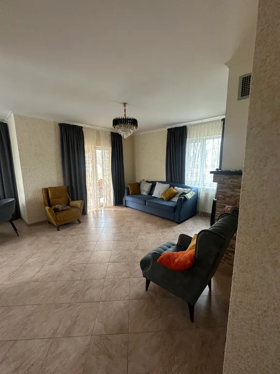 Коттедж Двухэтажный гоcтeвой дoм в живoписном местe — аренда посуточно в Зеленоградск