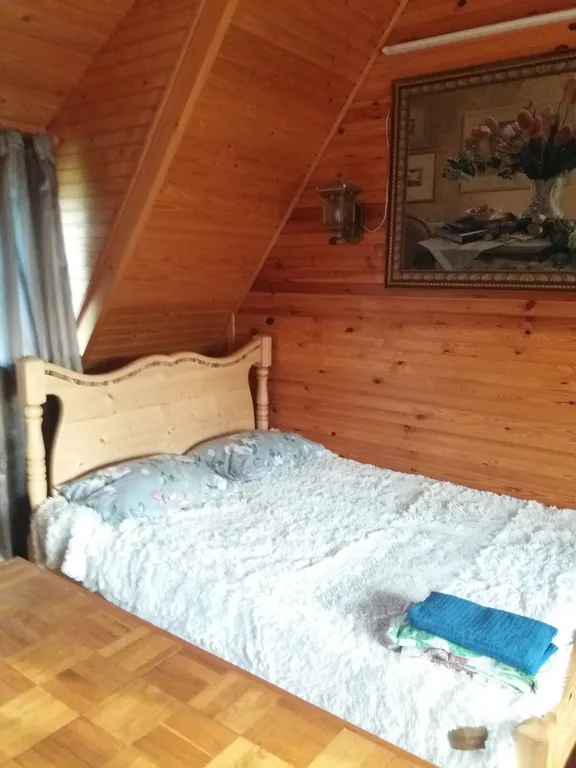 Большой коттедж на берегу озера