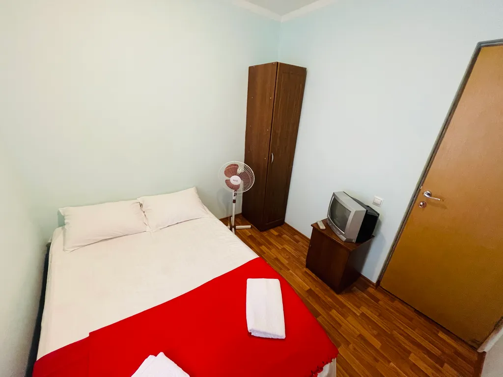 Квартира Комната — аренда посуточно в Лоо