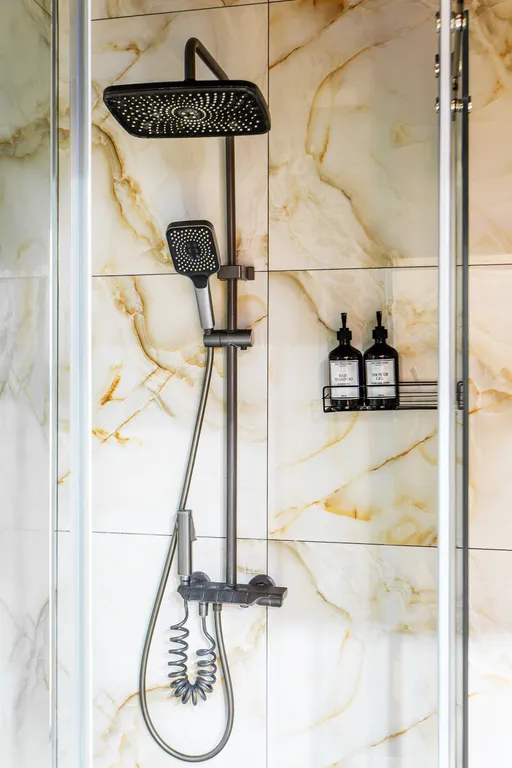 Современная квартира в Сenter-1