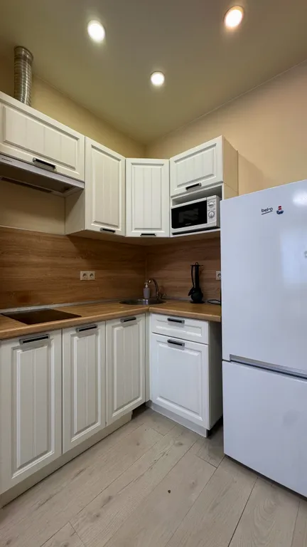 Студия у метро Тушинская