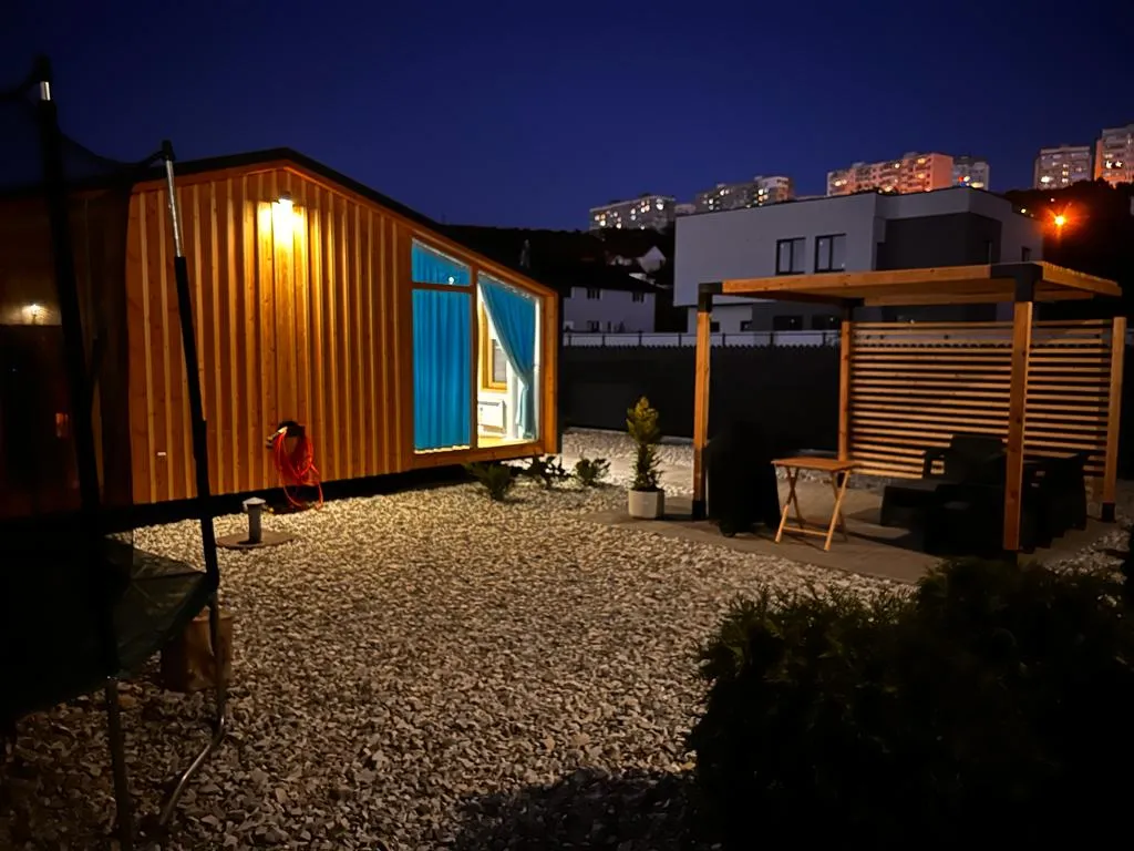 Домик на море