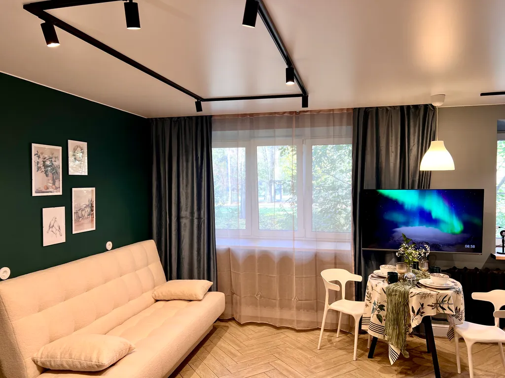 Стильная студия у ТРЦ Планета