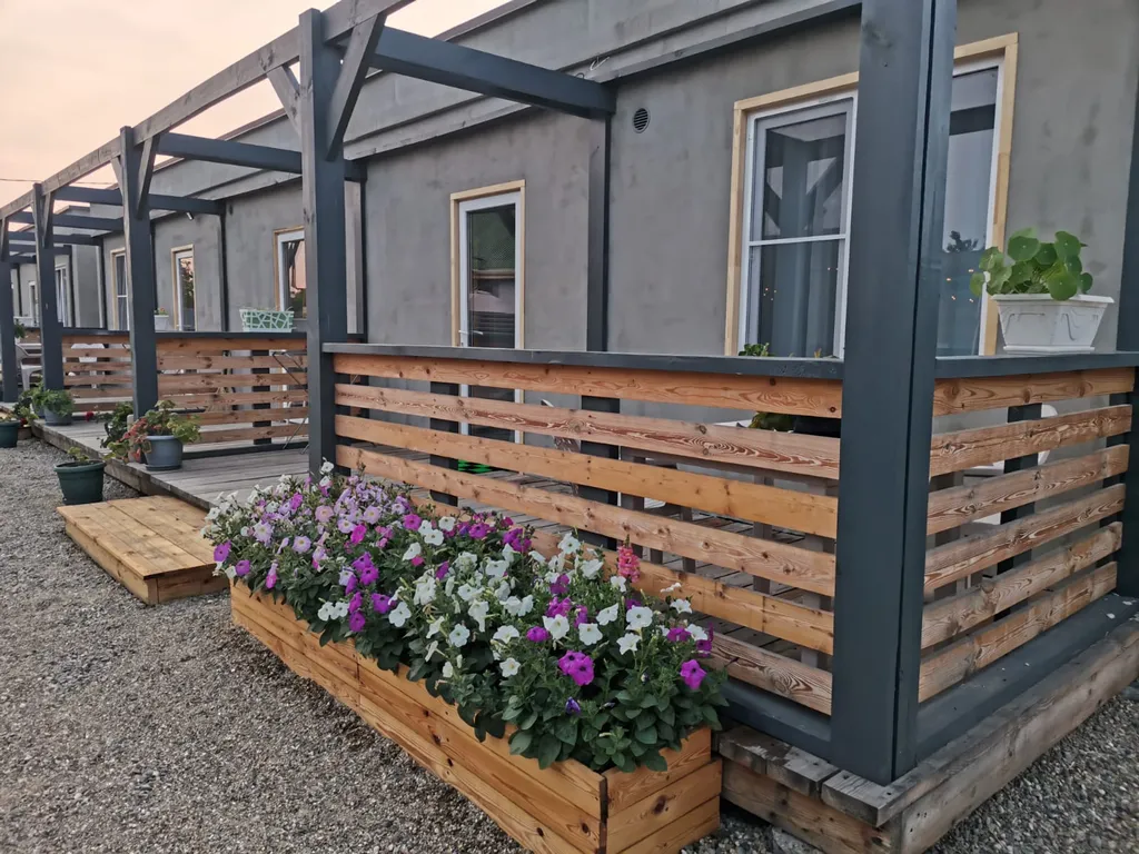 Комнатам с бассейном