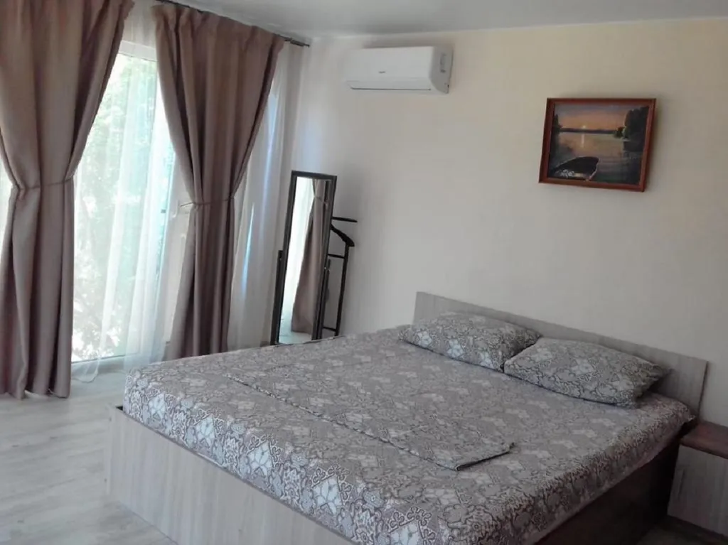 Дом на склоне