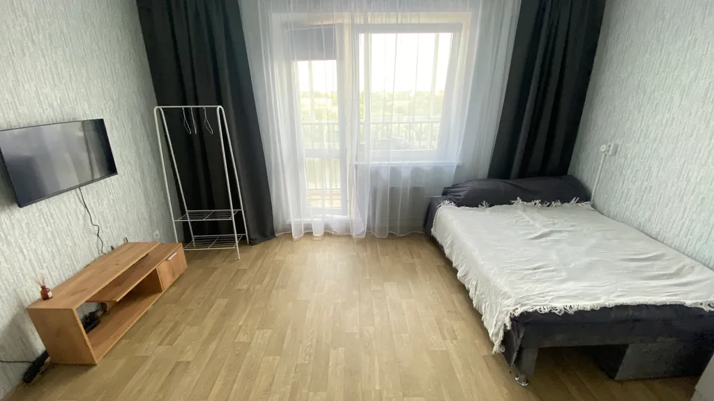 Студия в центре города с видом на реку