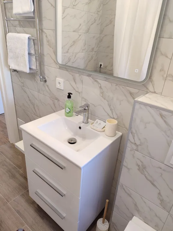 Коттедж Коттедж Уютный таунхаус с дизайнерским ремонтом на берегу Балтийского моря — Зеленоградск