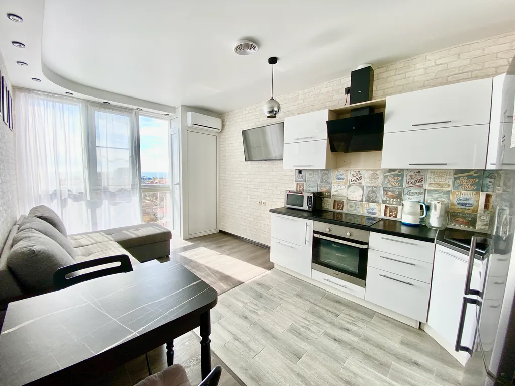 Квартира Квартира с видом на море в центре рядом набережная и сквер — Анапа