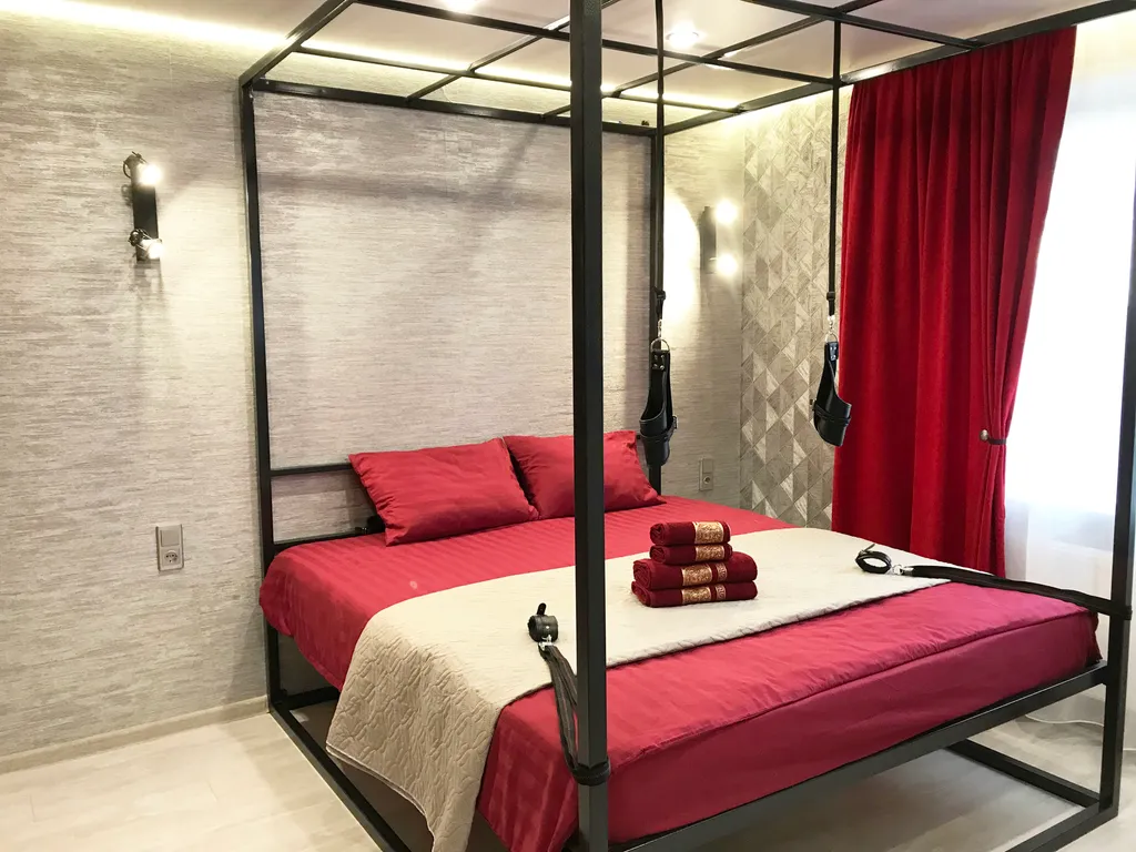 Красная комната Настроение