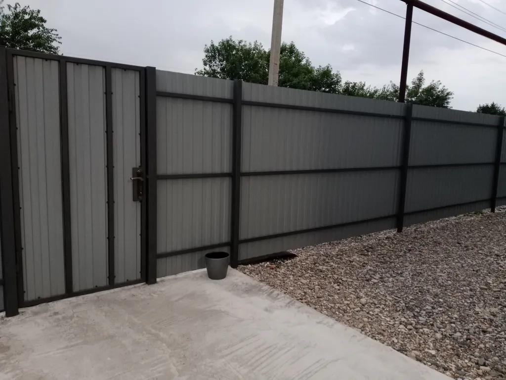 Большой двухэтажный дом с новым ремонтом в Георгиевске