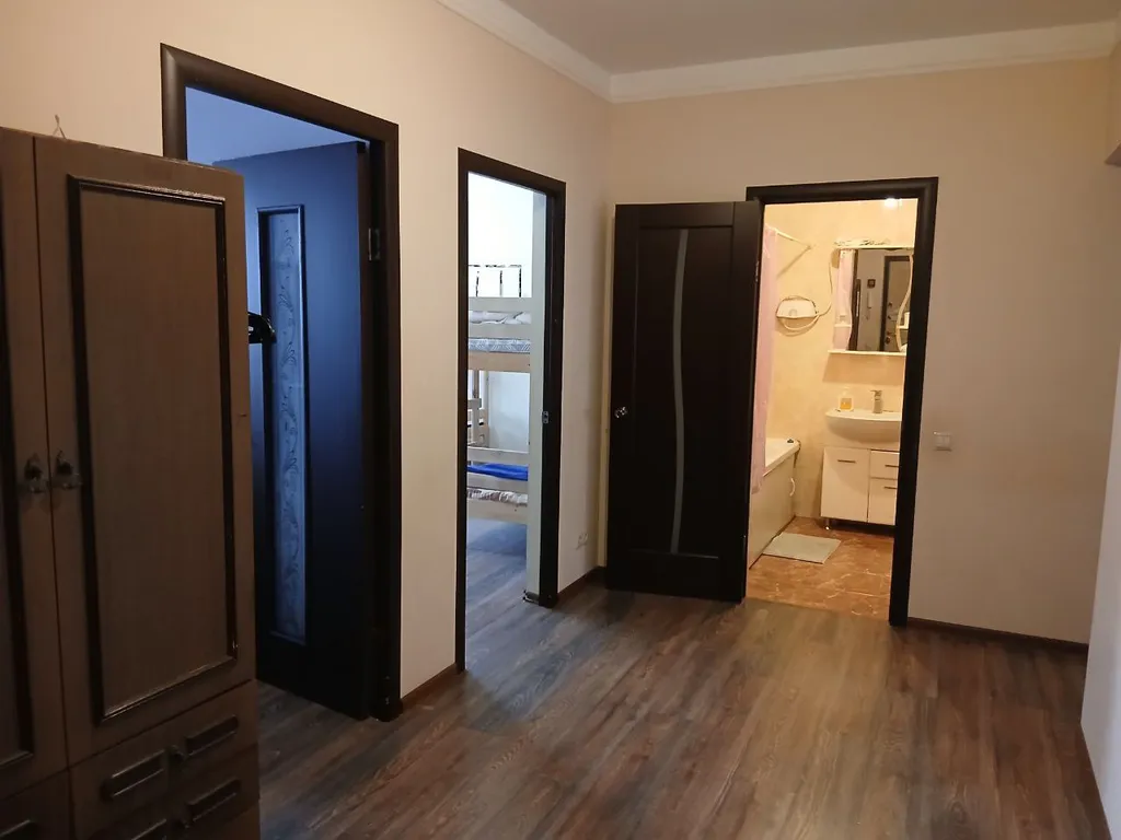 Уютная 2-х комнатная кв. в доме фитнес центр и вид на футбол. поле