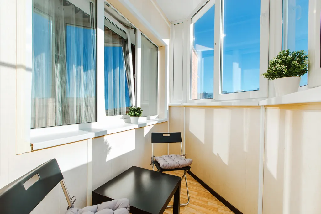 Strawberry Hills Sutki Life