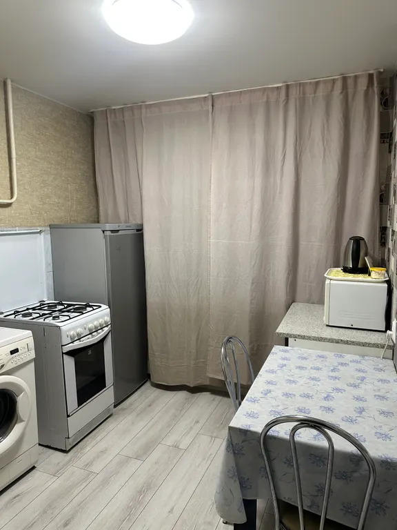 Двухкомнатная квартира рядом с Быстрицей