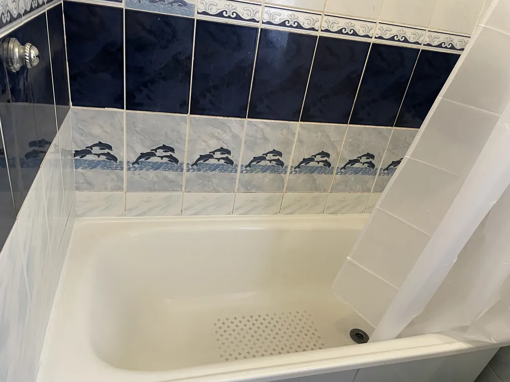 Двухкомнатные апартаменты с камином и террасой