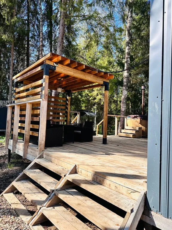 Маленький домик в лесу на Живописной улице