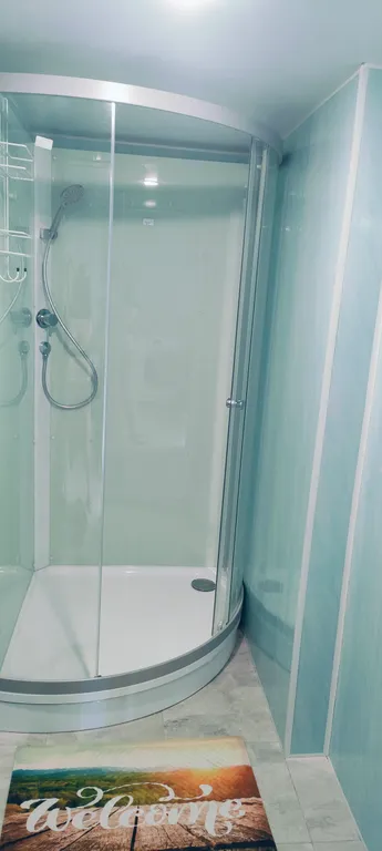 Вдали от суеты