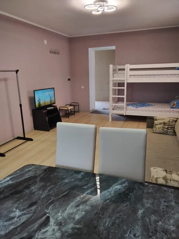 Апартамент 7