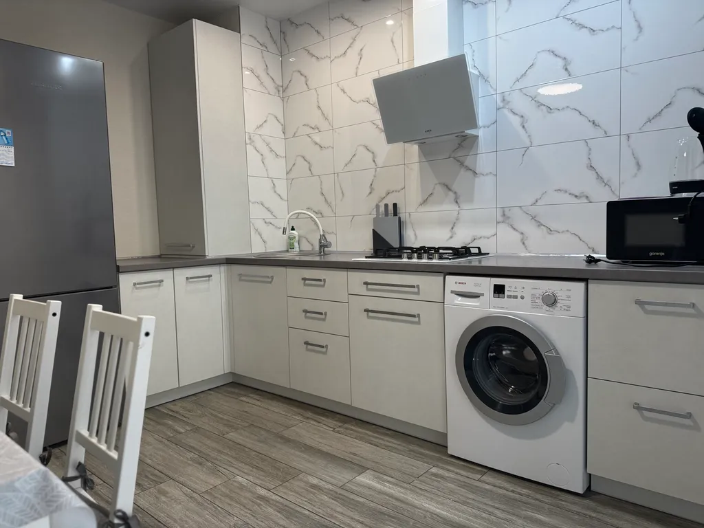 Большая квартира в центре «Морская волна»