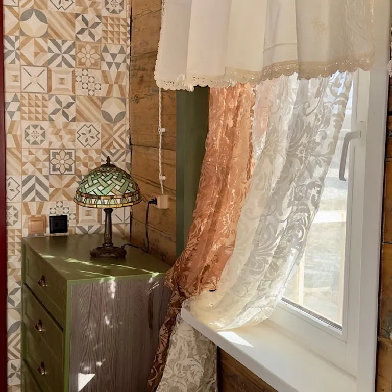 Домик в Лотосах (Изба)