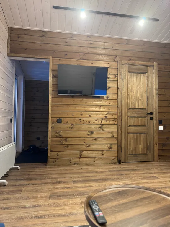 Коттедж Домик на поляне — Светлое