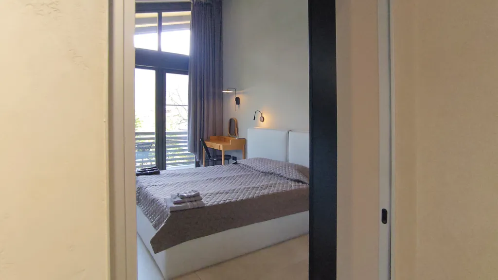 Таунхаус с джакузи и сауной. Камин. Панорамные окна. Барбекю.