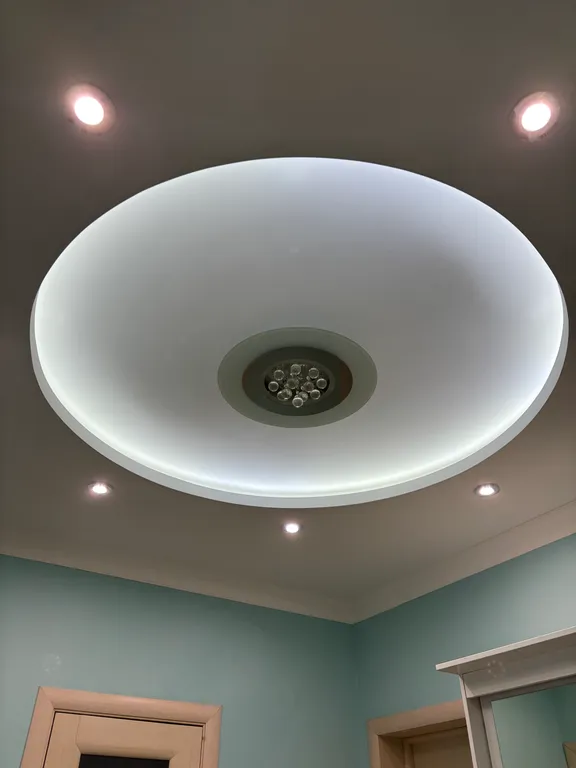 Шикарная двухкомнатная квартира с кузней- гостиной с видом на лес