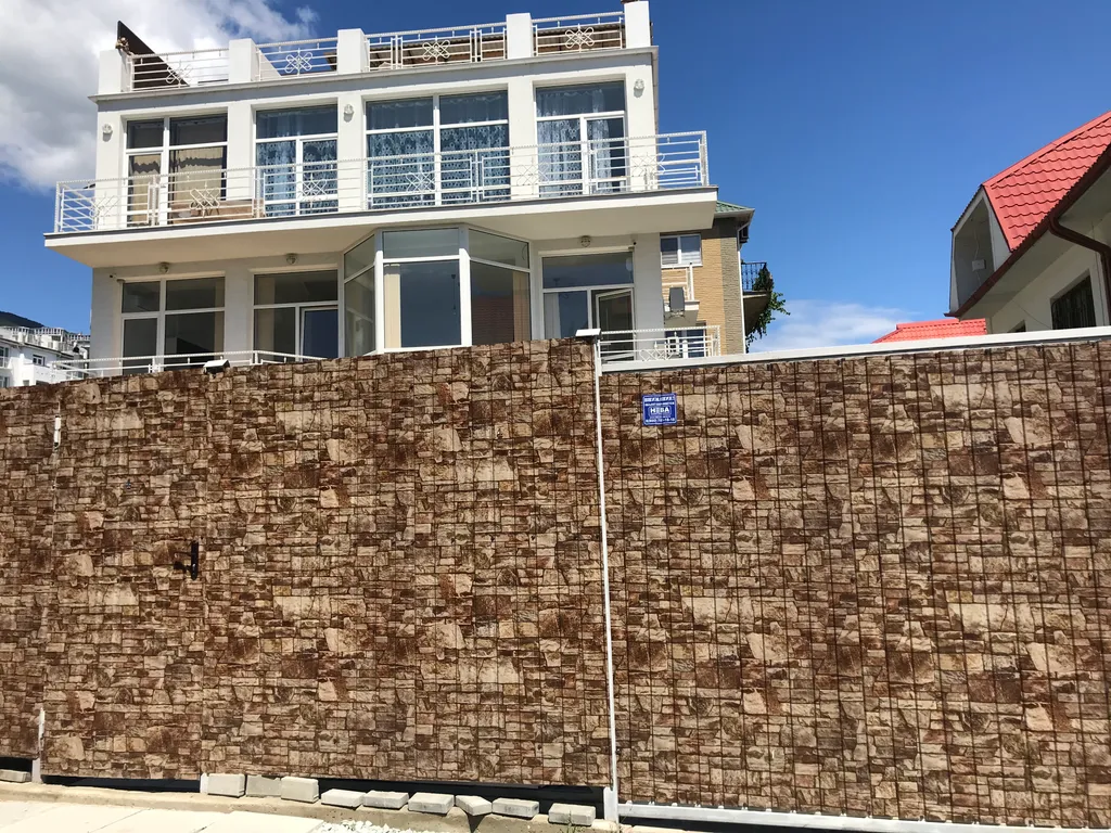 Новый дизайнерский европейский дом недалеко от моря, у Ялта интурист