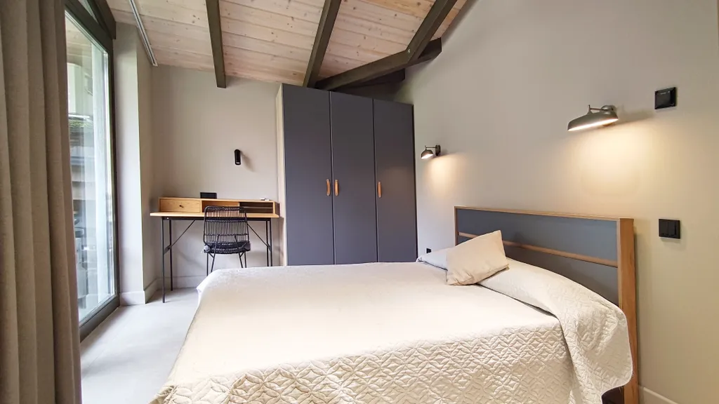 Таунхаус с джакузи и сауной. Камин. Панорамные окна. Барбекю.