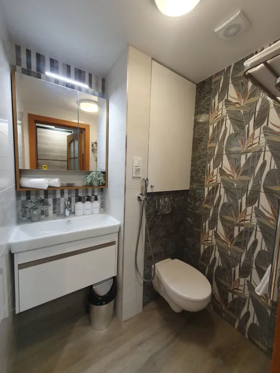 Уютная семейная квартира с новым ремонтом и стильным интерьером