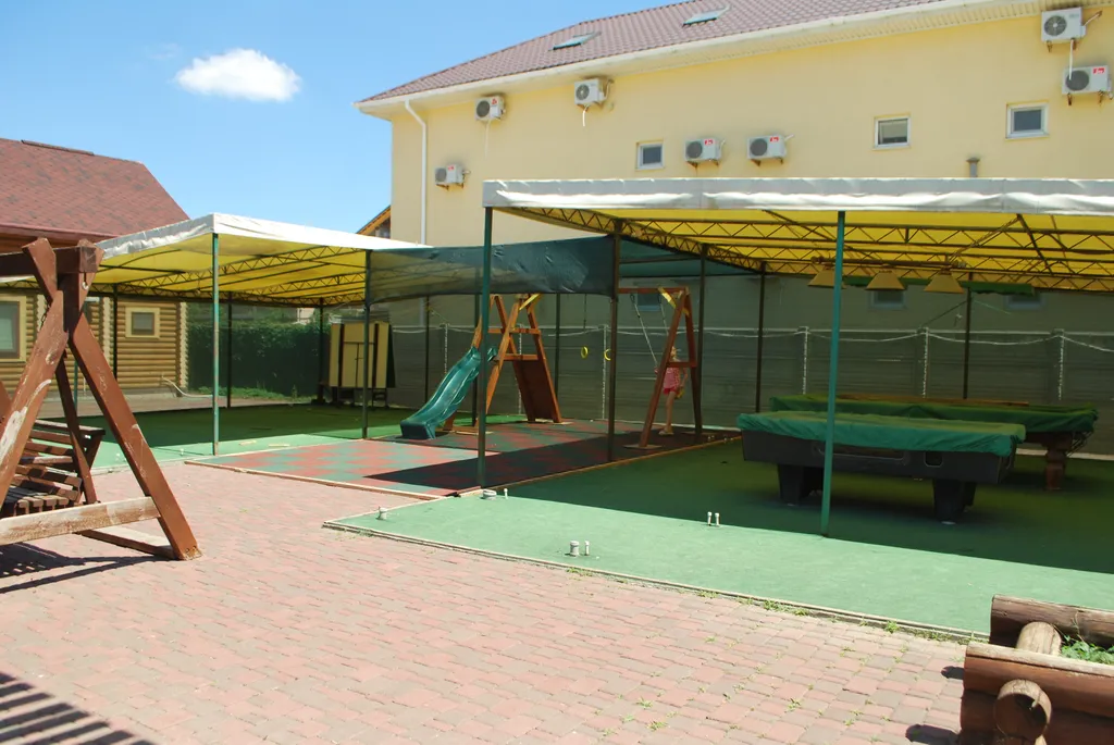 Деревянный сруб на Западном побережье Крыма