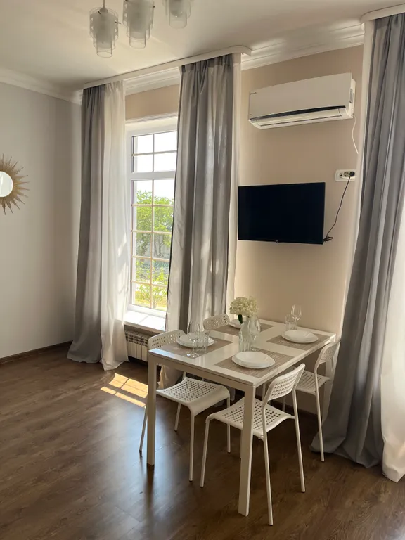 Квартира Квартира Евро трешка в частном секторе г Геленджик, 250 м. до моря — Геленджик