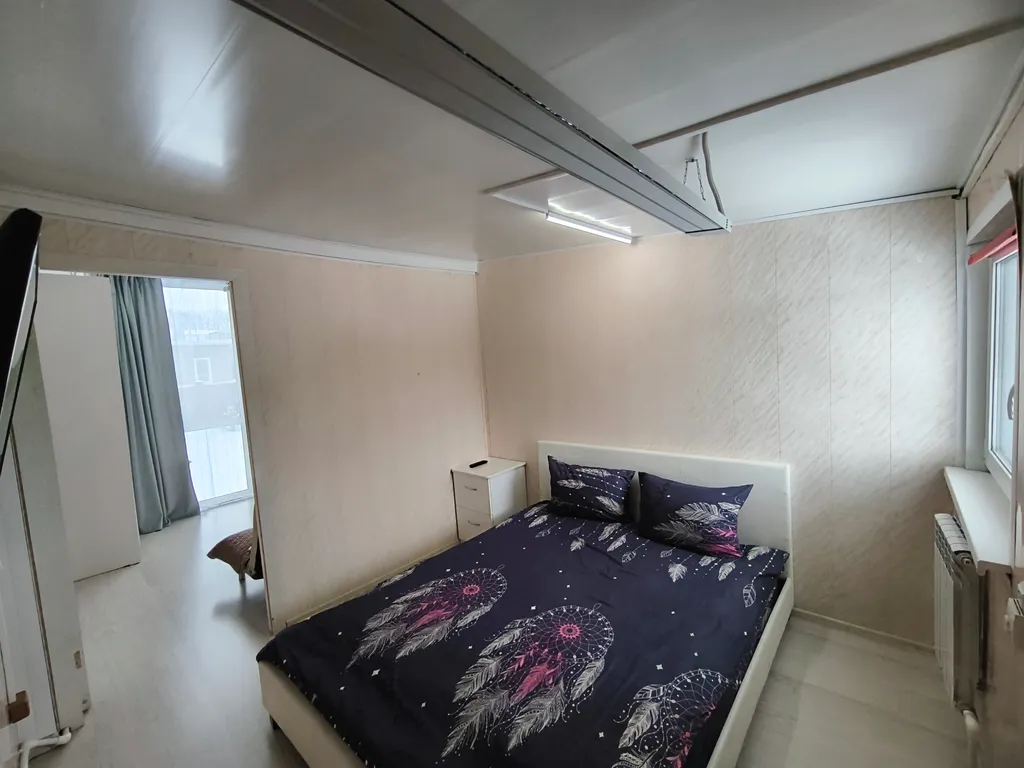 Комфортабельный 2-этажный дом с панорамным остеклением и русской баней