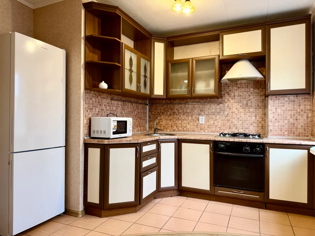 Комфортная двухкомнатная квартира — аренда посуточно в Сызрань