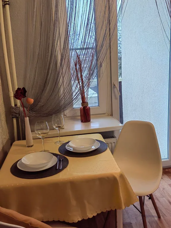 Видовая двухкомнатная квартира в 300 метрах от пляжа